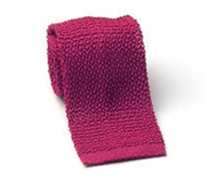 Classic Silk Knit Tie in Raspberry