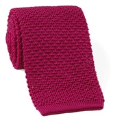 Classic Silk Knit Tie in Raspberry