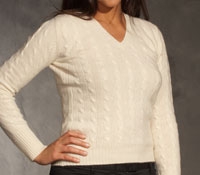Ladies Cashmere V-Neck Cable Knit Sweater in White