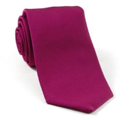 Slim Solid Tie Fuschia
