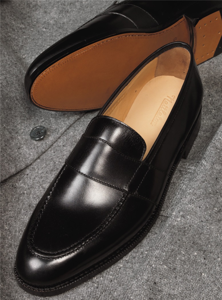 The Wellington Loafer in Black