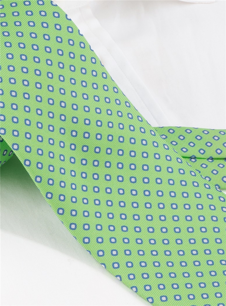 Printed Silk Tie in Apple