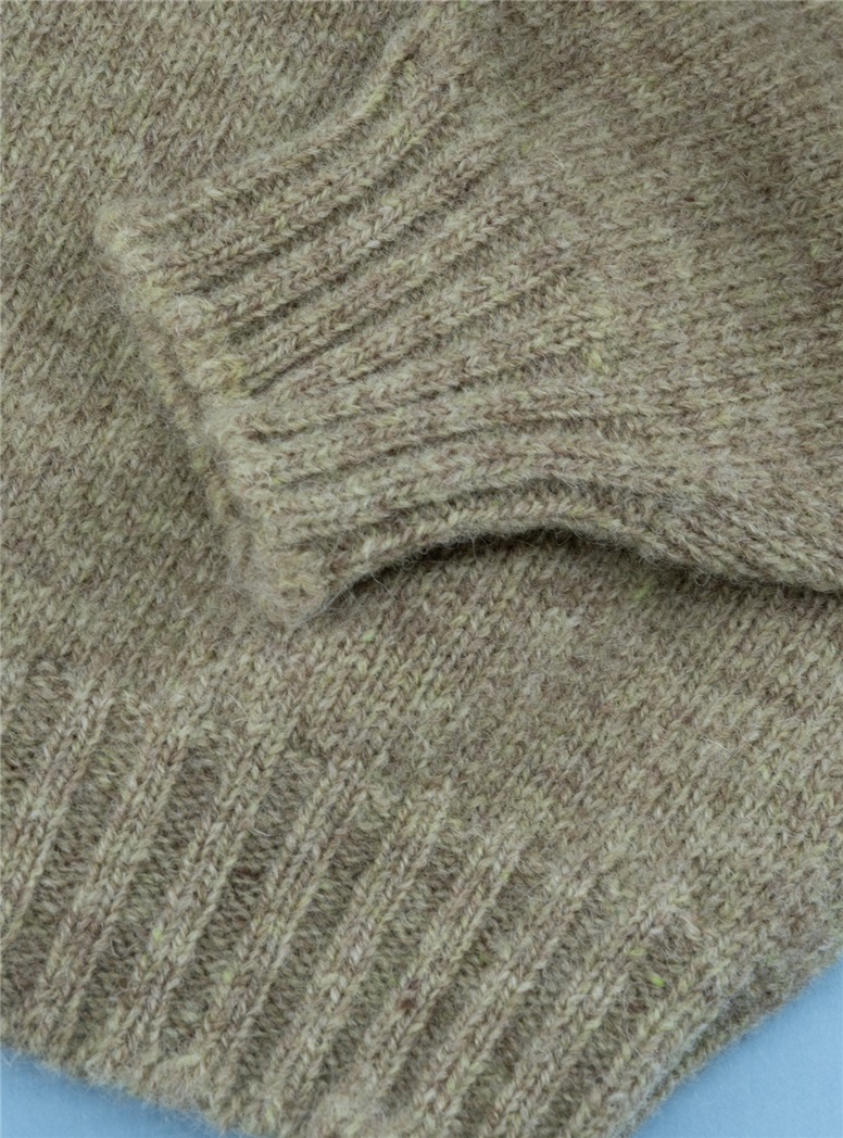 Shetland Crewneck Sweater in Pistachio