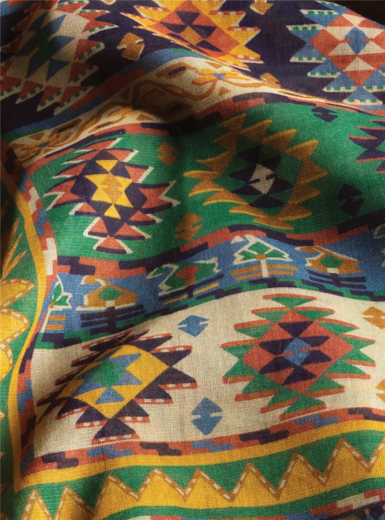 Cotton and Cashmere Blend Aztec Scarf in Leaf