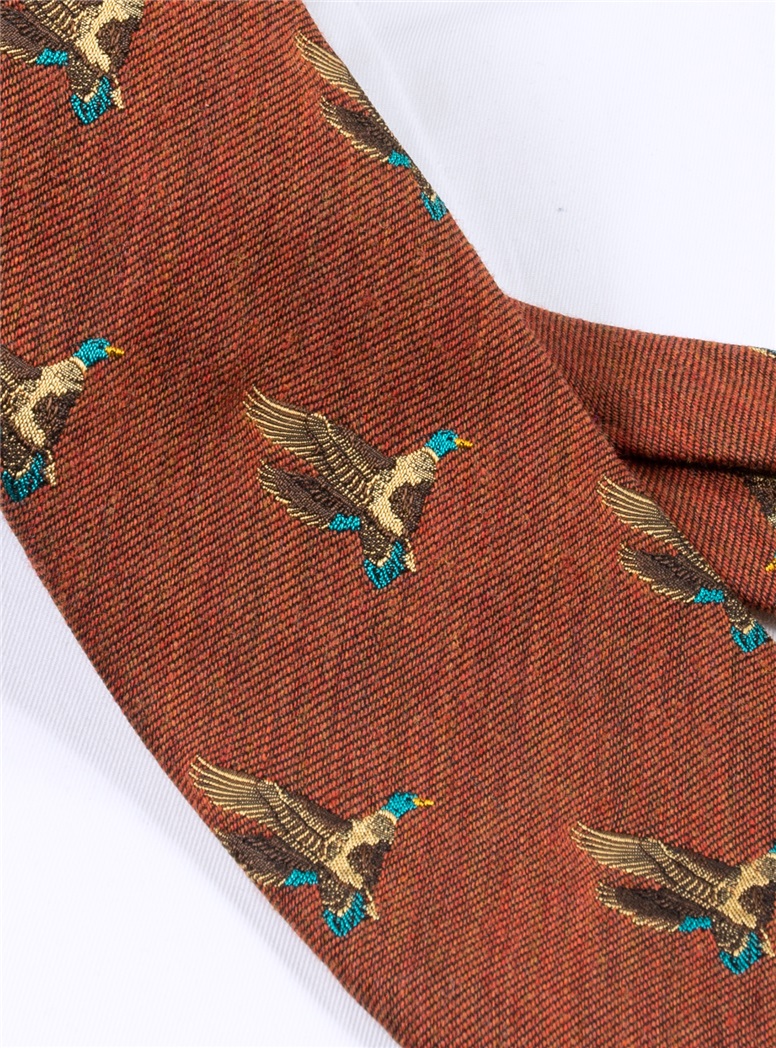 Silk Woven Flying Ducks Motif Tie in Amber