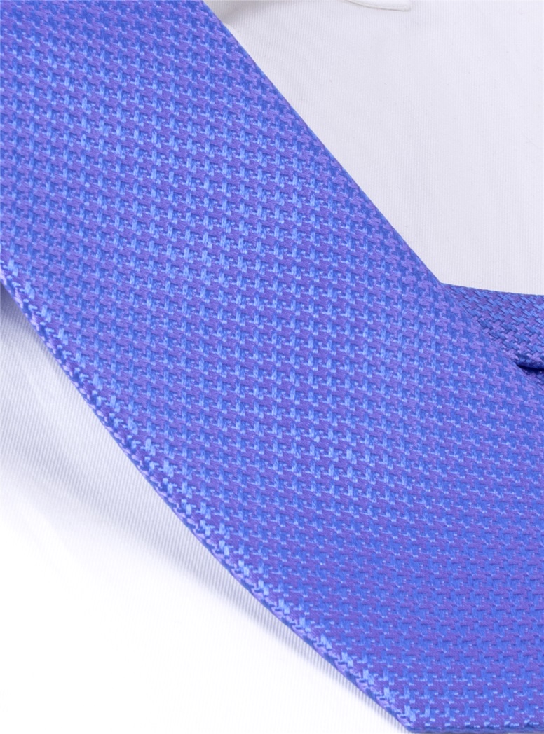 Silk Woven Houndstooth Tie in Cobalt