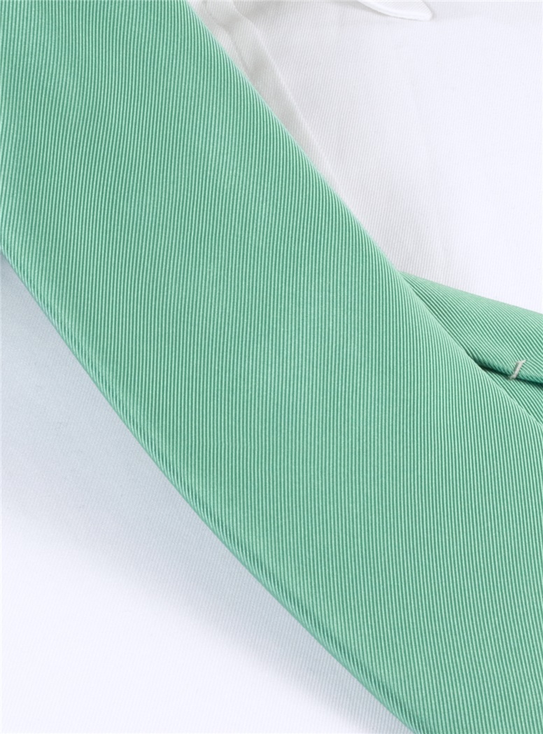 Mogador Silk Solid Signature Tie in Mint