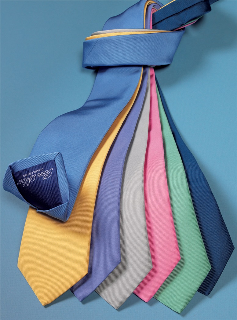 Mogador Silk Solid Signature Tie in Mint