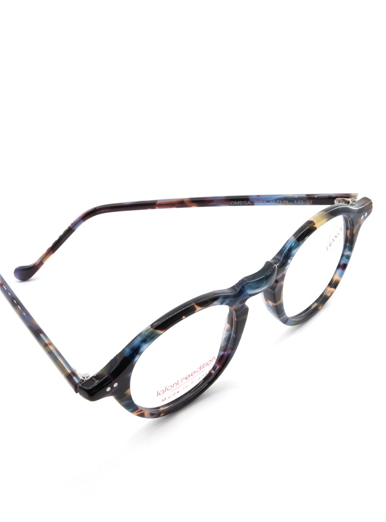 Nearly Round Bold Frame in Ocean Tortoise