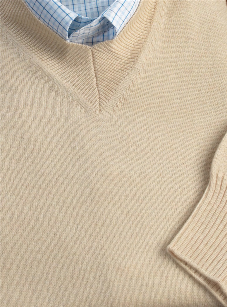 Cashmere V-neck Sweater in Sand