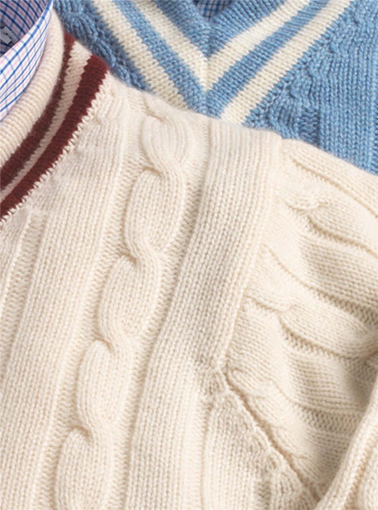 Cashmere Cable Knit Tennis Sweater in Cream