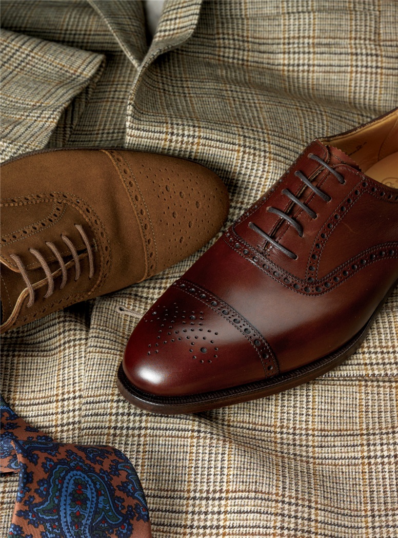 The Berkeley Oxford in Chestnut, Size 8