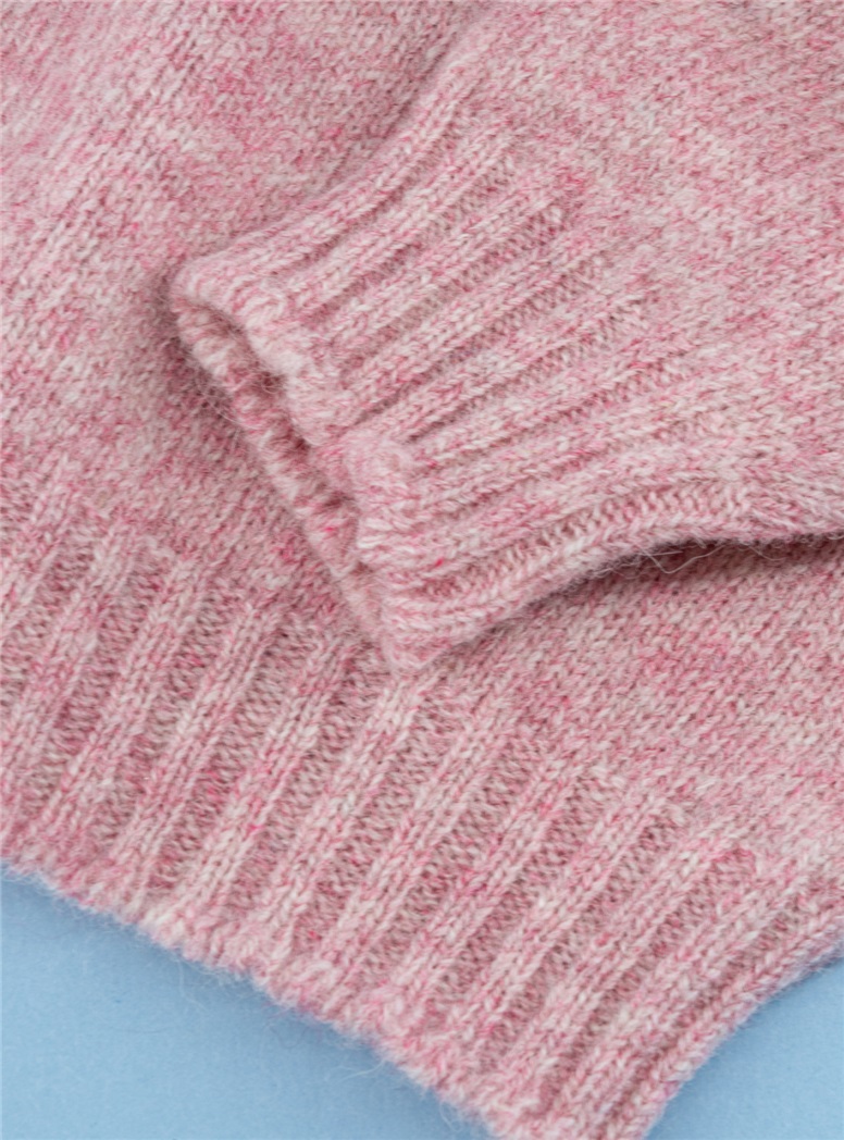 Shetland Crewneck Sweater in Blush