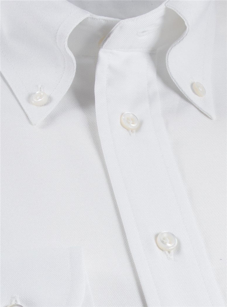 Classic White Twill Cutaway Collar