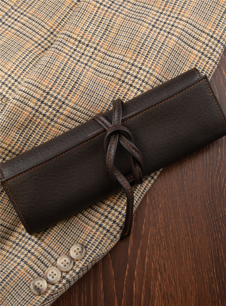 Leather Travel Watch Roll in Dark Brown