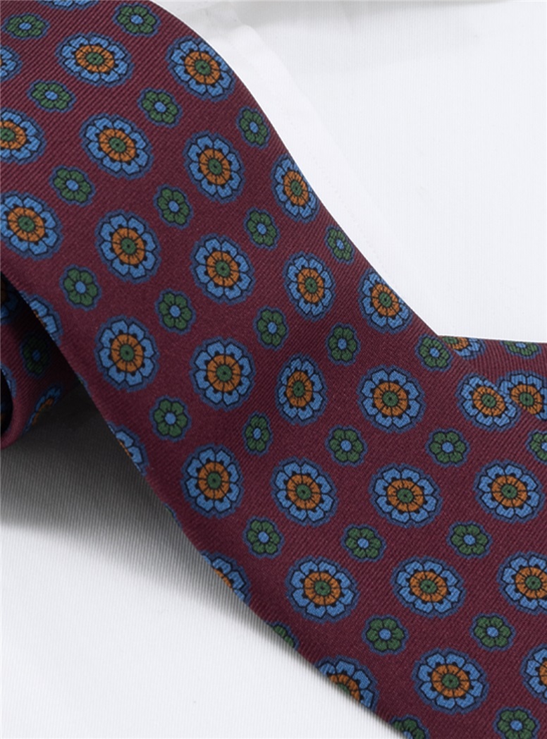 Silk Neat Tie in Wine