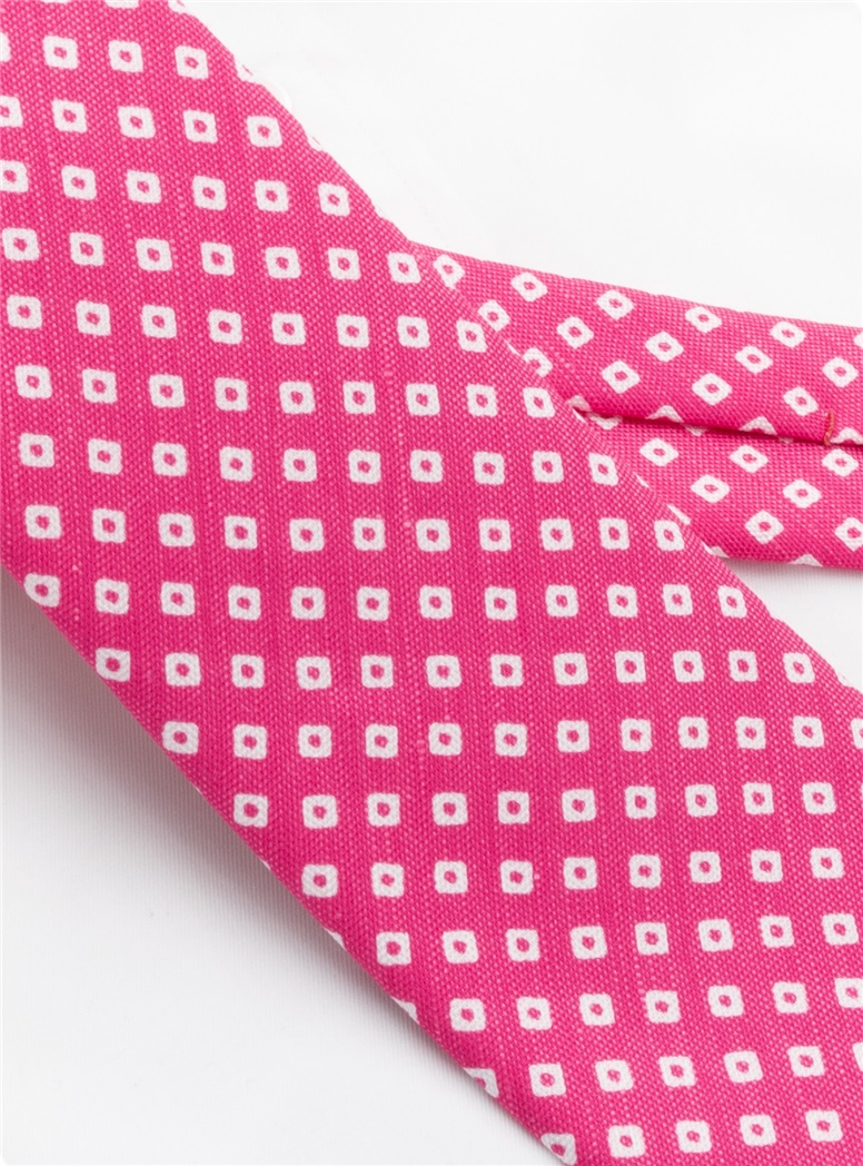 Silk and Linen Diamond Printed Tie in Flamingo