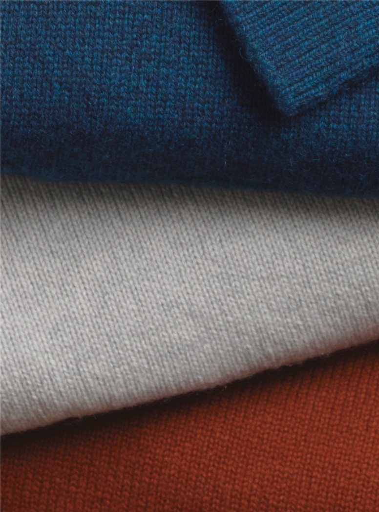 Cashmere V-neck Sweaters