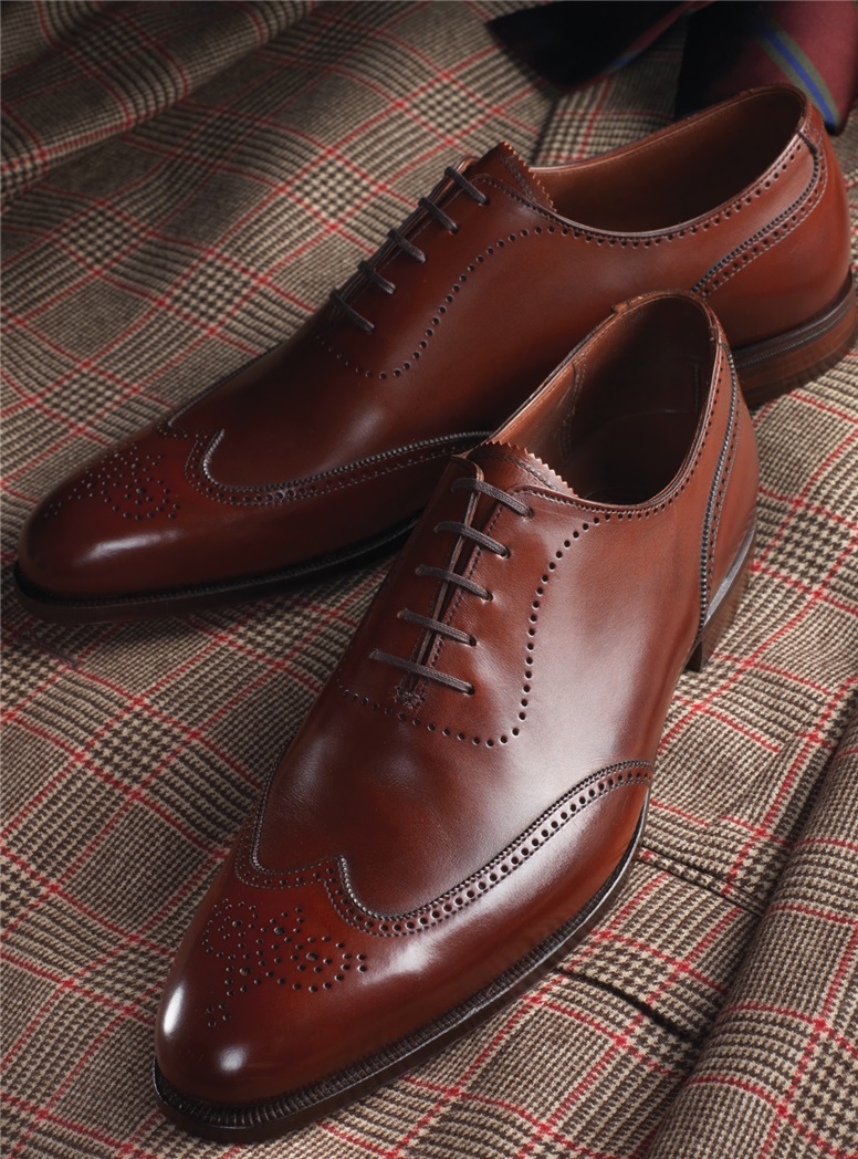 The Canterbury Oxford in Antique Chestnut