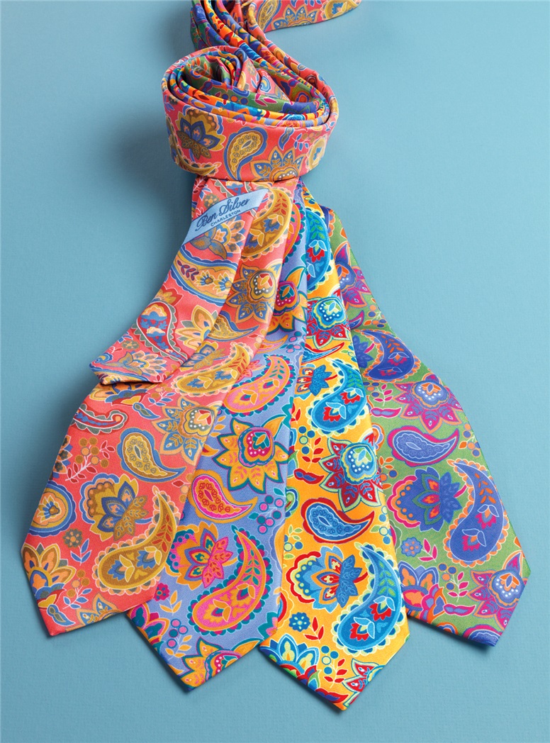 Floral Paisley Tie in Sky
