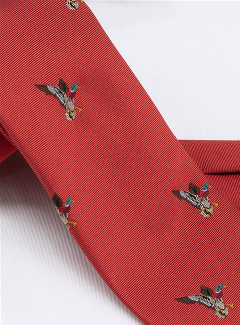 Silk Woven Duck Motif Tie in Chili
