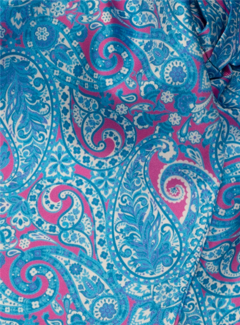 Silk Paisley Ascot in Berry