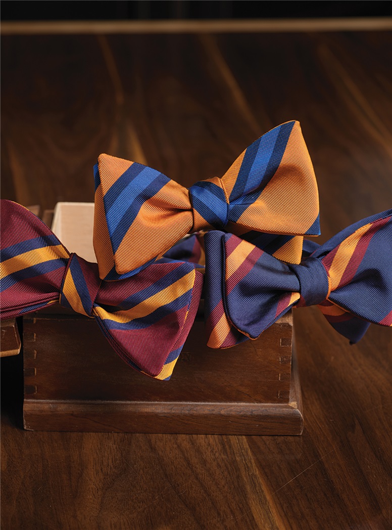 Mogador Striped Bow Tie in Wine