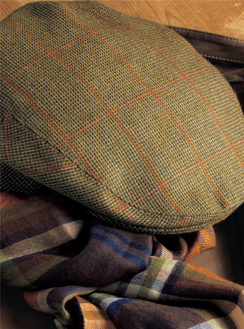 Wool Garforth Cap in Olive Birdseye with Rust Windowpanes