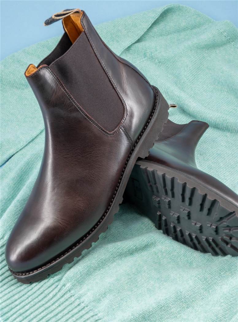 Ladies Chelsea Boot with Shearling Lining