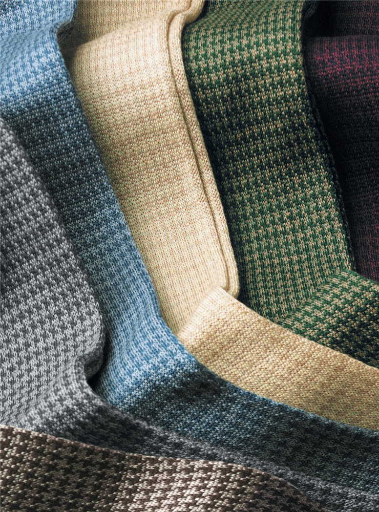 Houndstooth Dress Socks in Cotton
