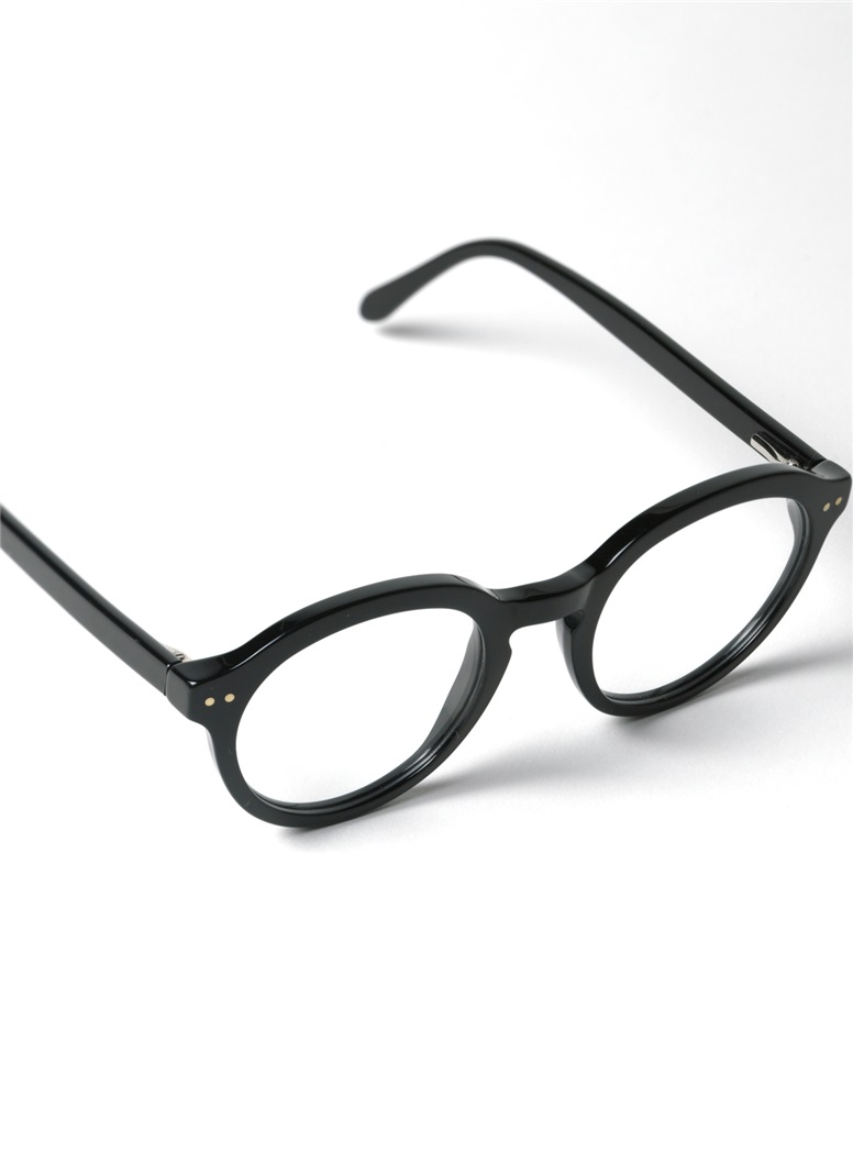 Bold Classic Frame in Black