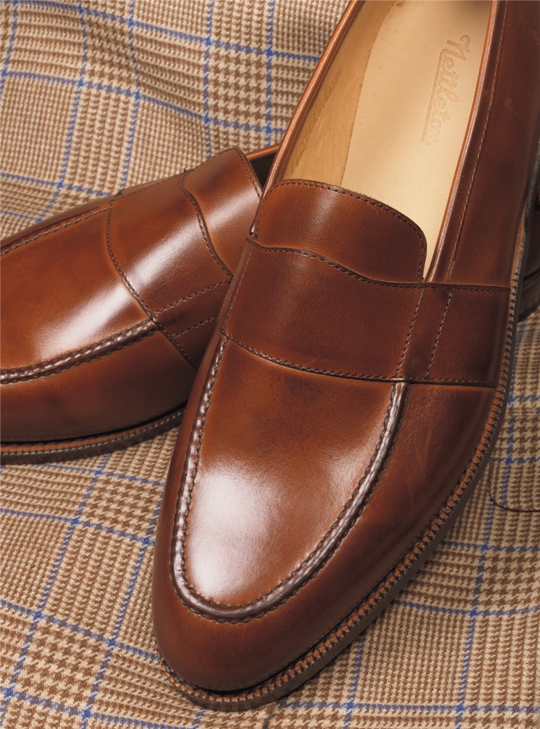 The Wellington Loafer in Tan