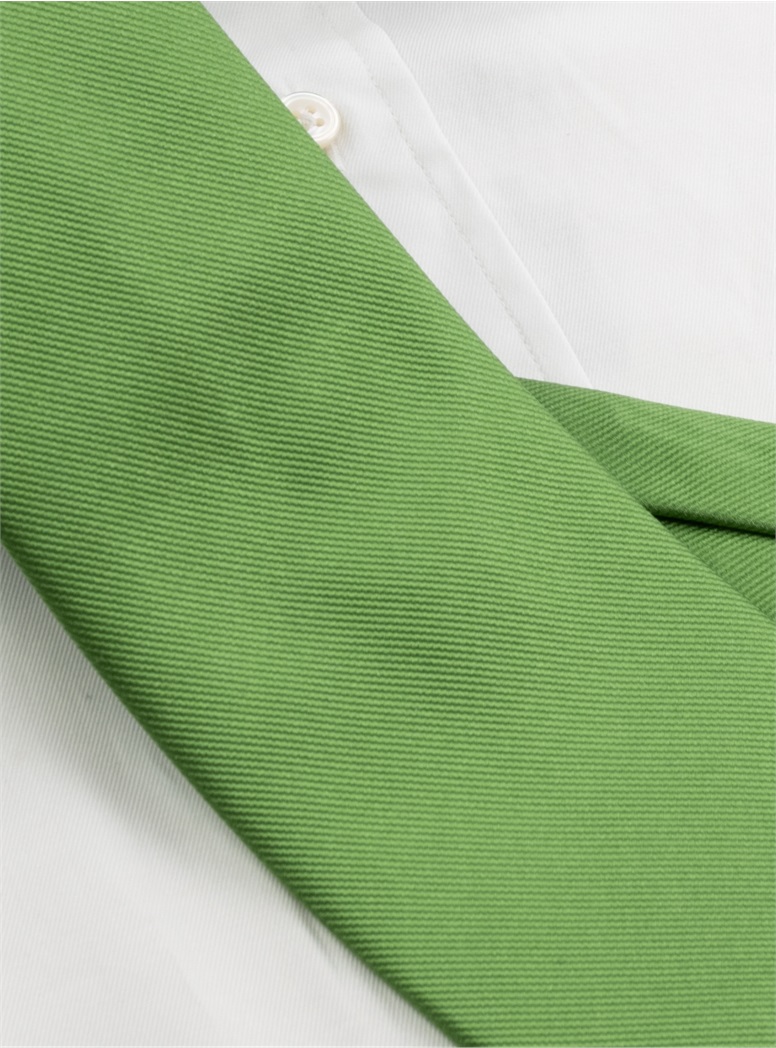 Silk Signature Solid Tie in Lime