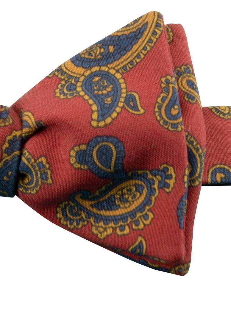 Silk Paisley Bow Tie in Ruby