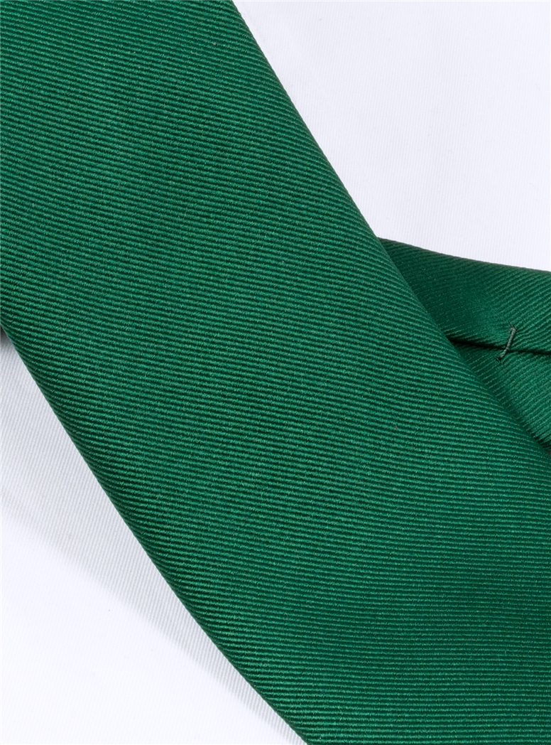Silk Signature Solid Tie in Forest
