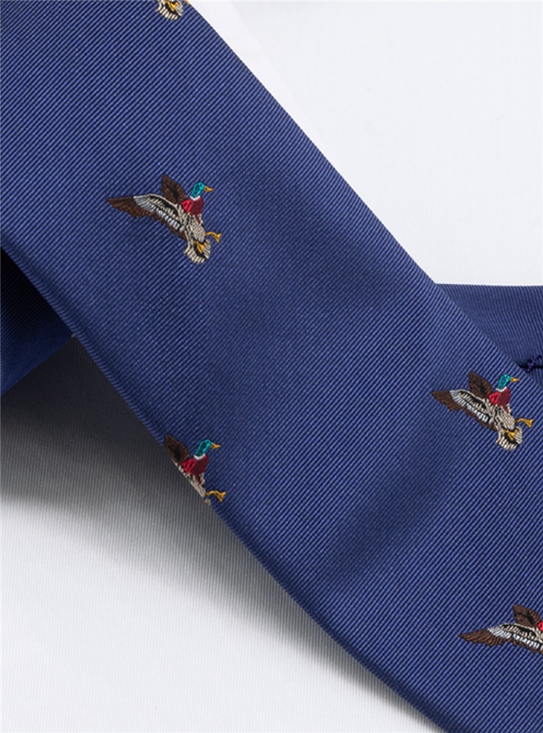 Silk Woven Duck Motif Tie in Navy