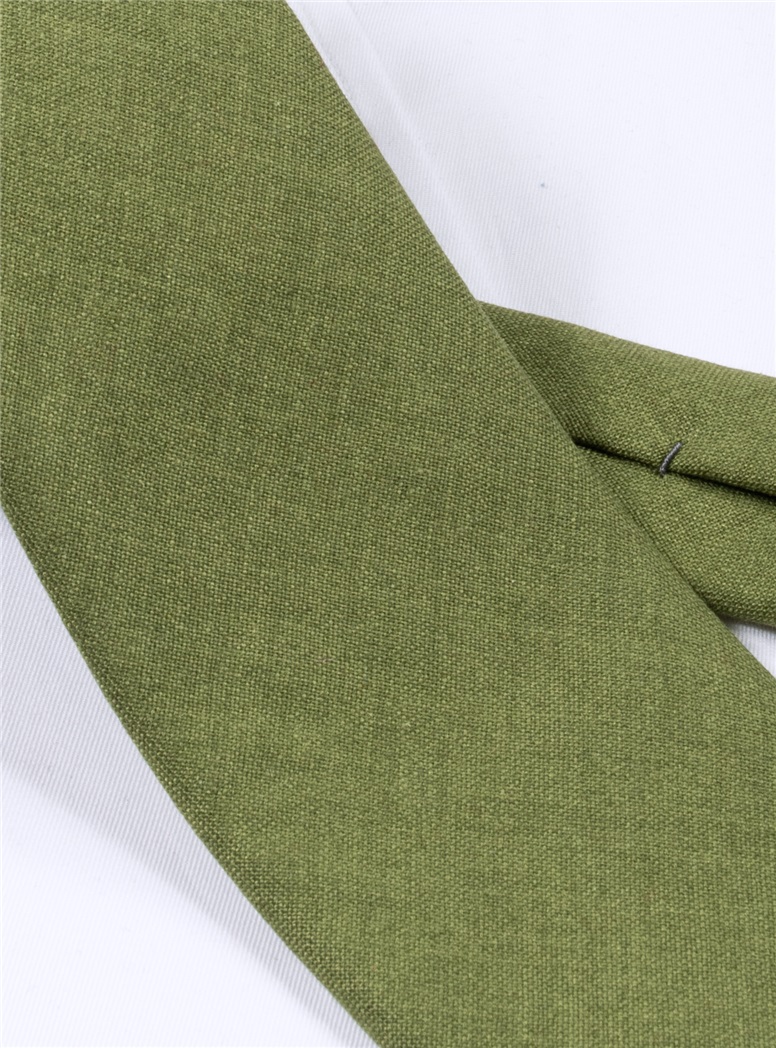 Silk and Cashmere Solid Tie in Fern