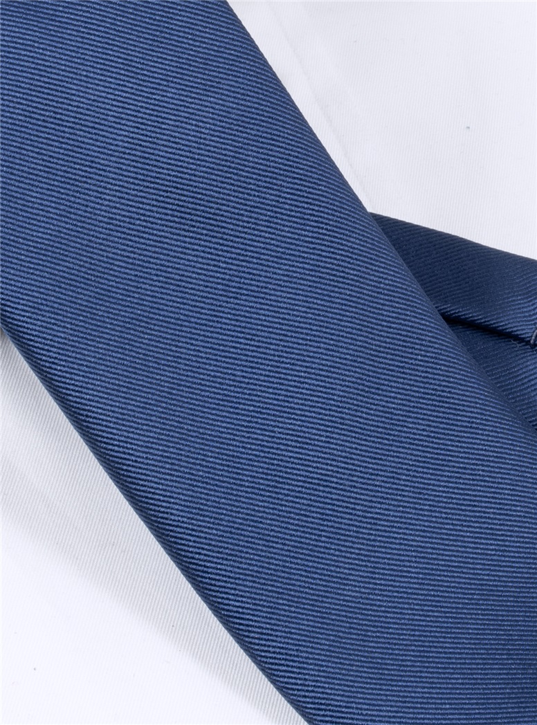 Silk Signature Solid Tie in Royal Blue