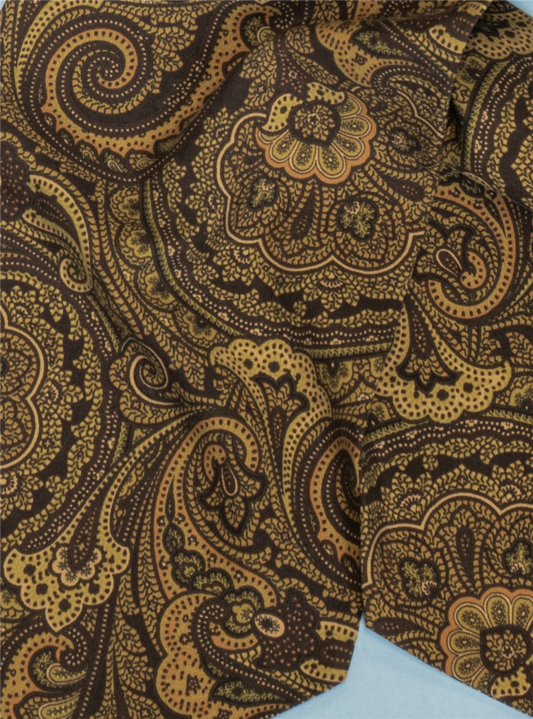 Large Printed Paisley Ascot in Chocolate