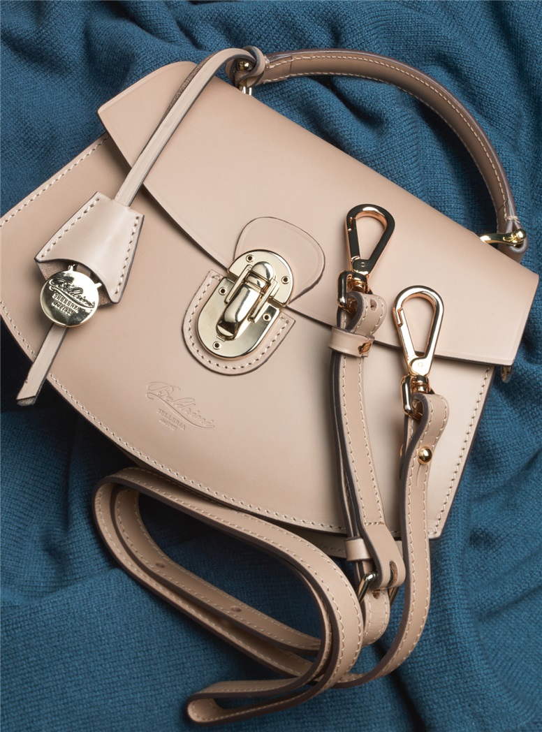 Ladies Top Handle Purse in Clay