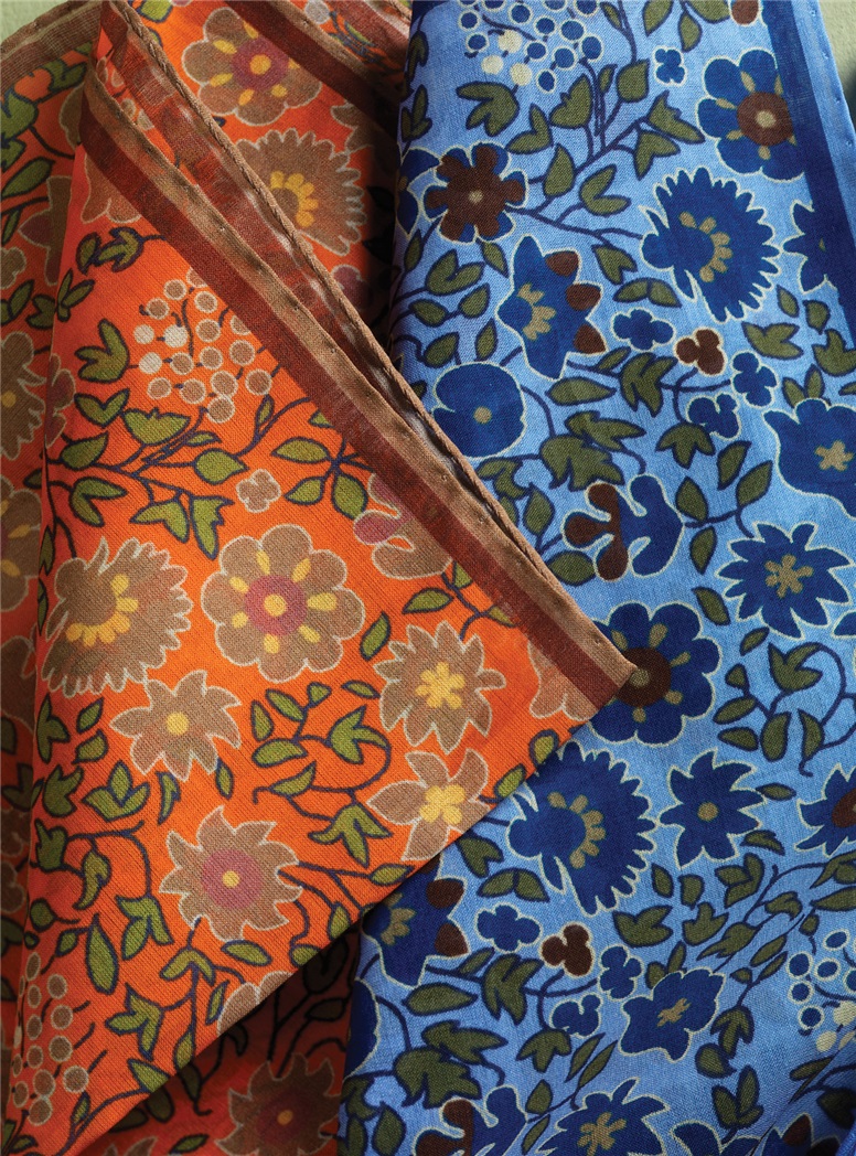 Cotton Pocket Square with Printed Floral Motif
