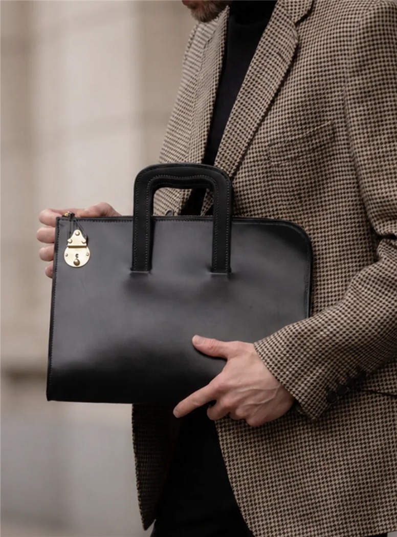 The Melbury Folio in Green