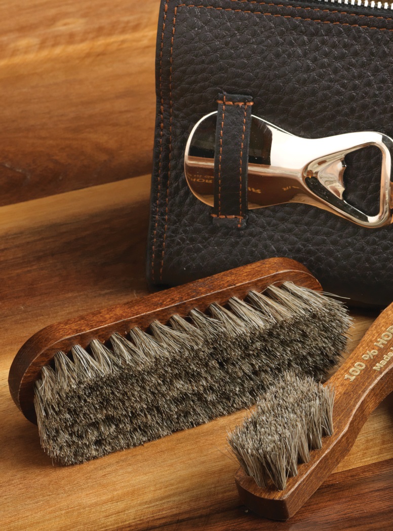 Lthr Travel Shoe Kit Dk Brn