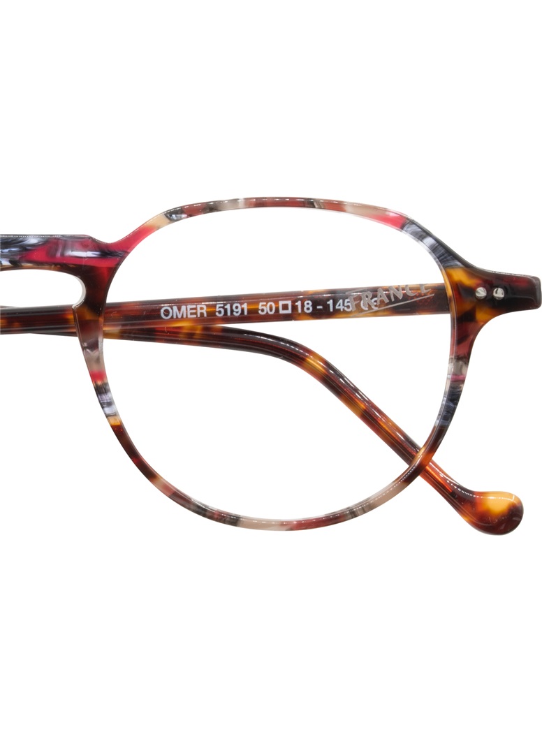 Delicate Semi Square Frame in Fire Tortoise