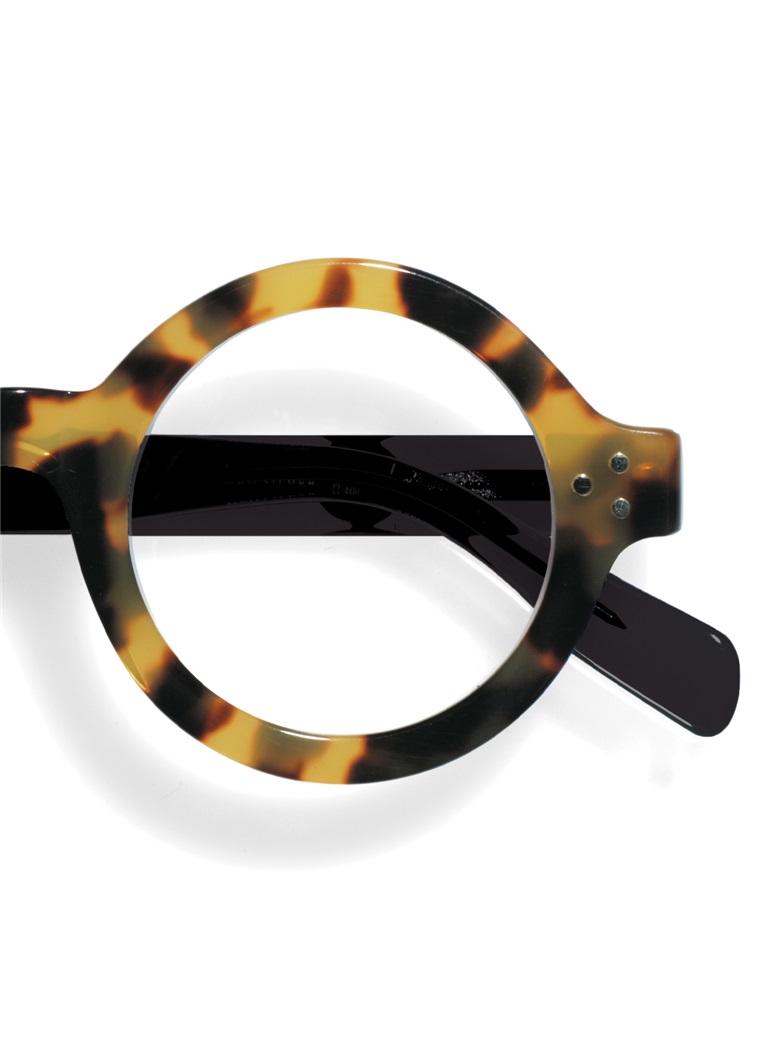 Stylish Bold Frame in Tortoise and Black