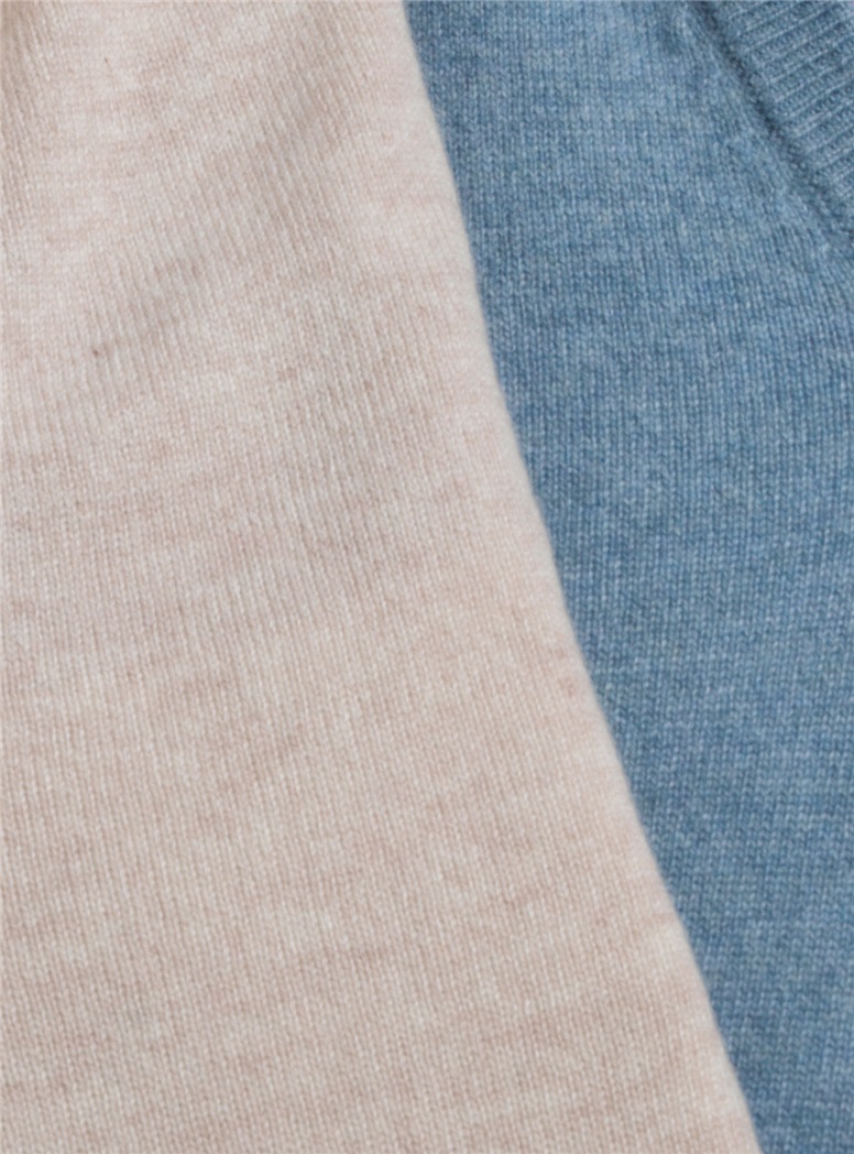 Cashmere V-neck Sweaters