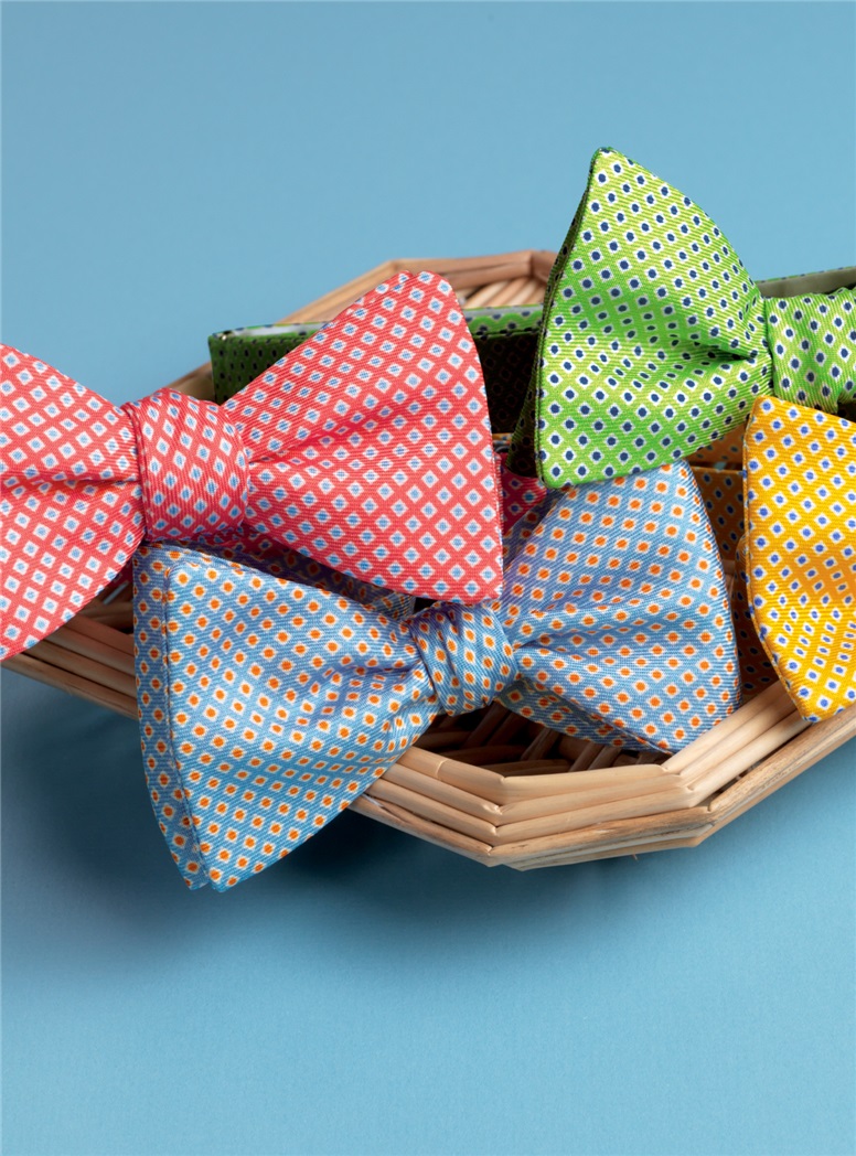 Silk Printed Dots Bow Tie in Sky