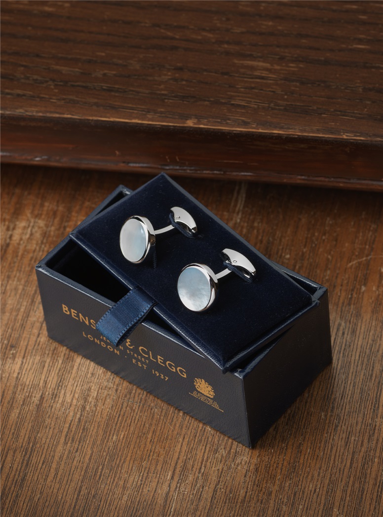 Mother of Pearl Formal Set in Silver
