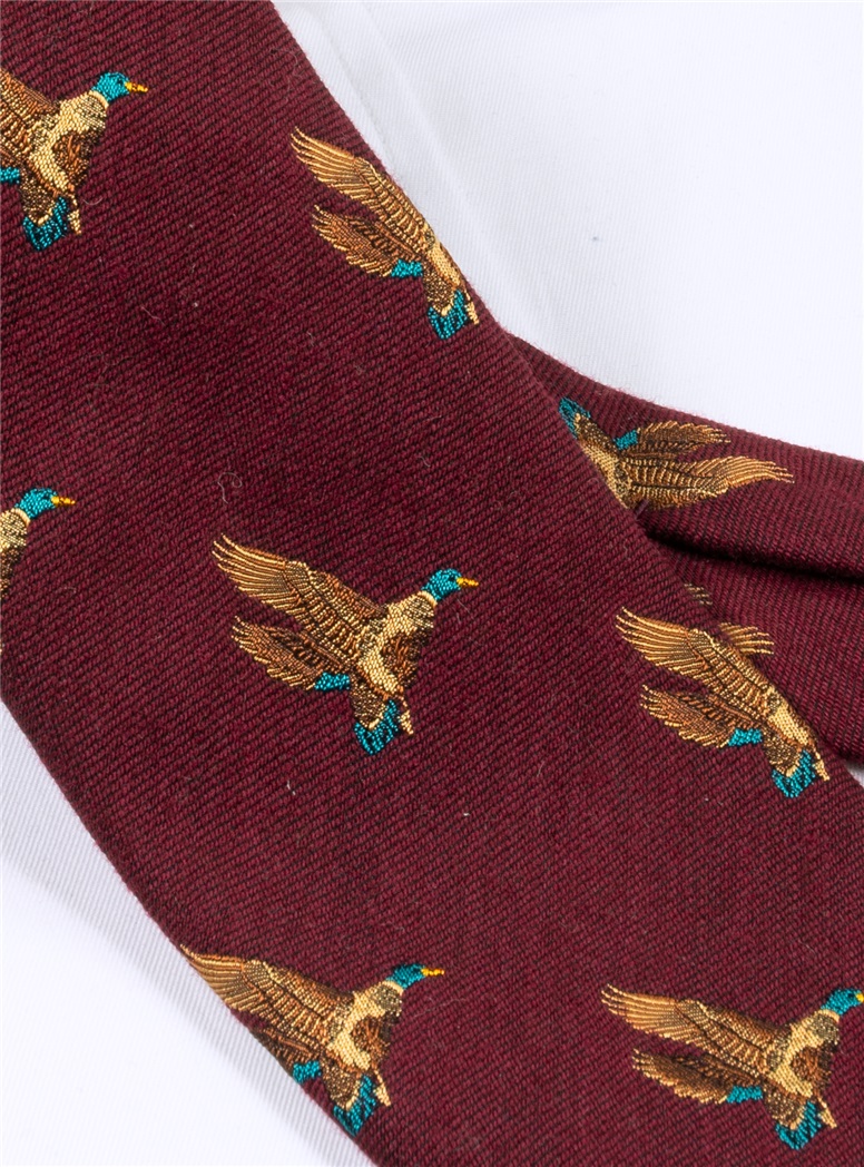 Silk Woven Flying Ducks Motif Tie in Wine