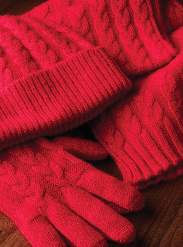 Cashmere Cable Knit Watch Cap in Cardinal